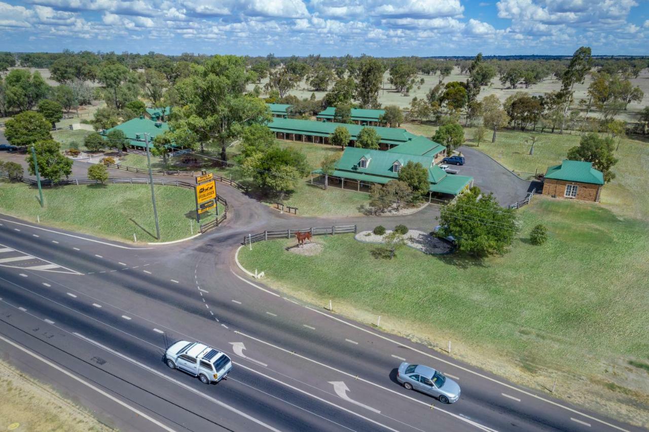 Overlander Homestead Motel Roma Exterior photo